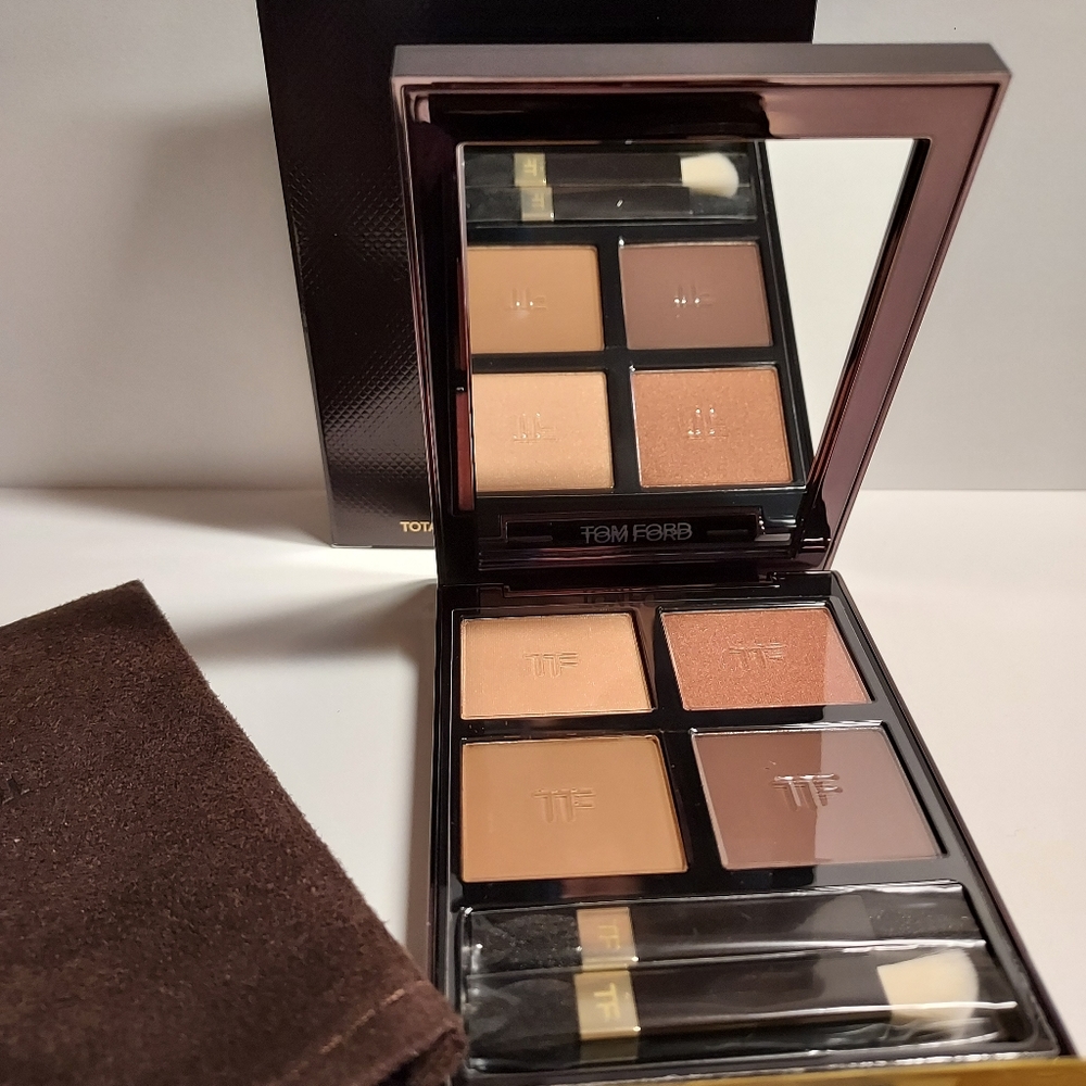 TOM FORD Eye Color Quad *#28 DE LA CREME* - Picture 2 of 5